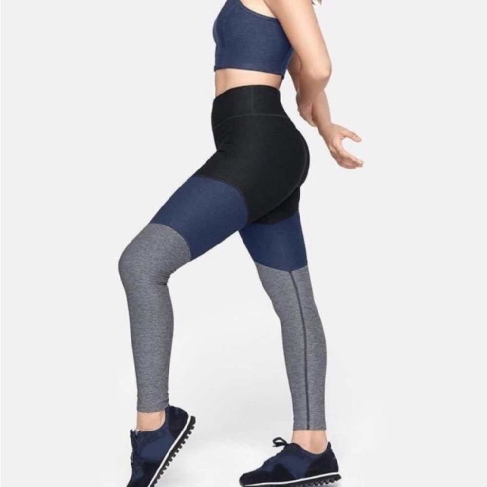 Outdoor voices leggings Small NWOT navy/deep sea/ mist. 7/8length